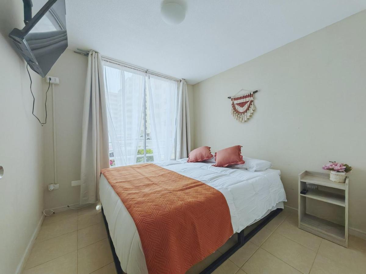 Depto A Pasos De La Playa-piscina-parking-lavadora-wifi-camas Premiun-5pers Apartamento La Serena
